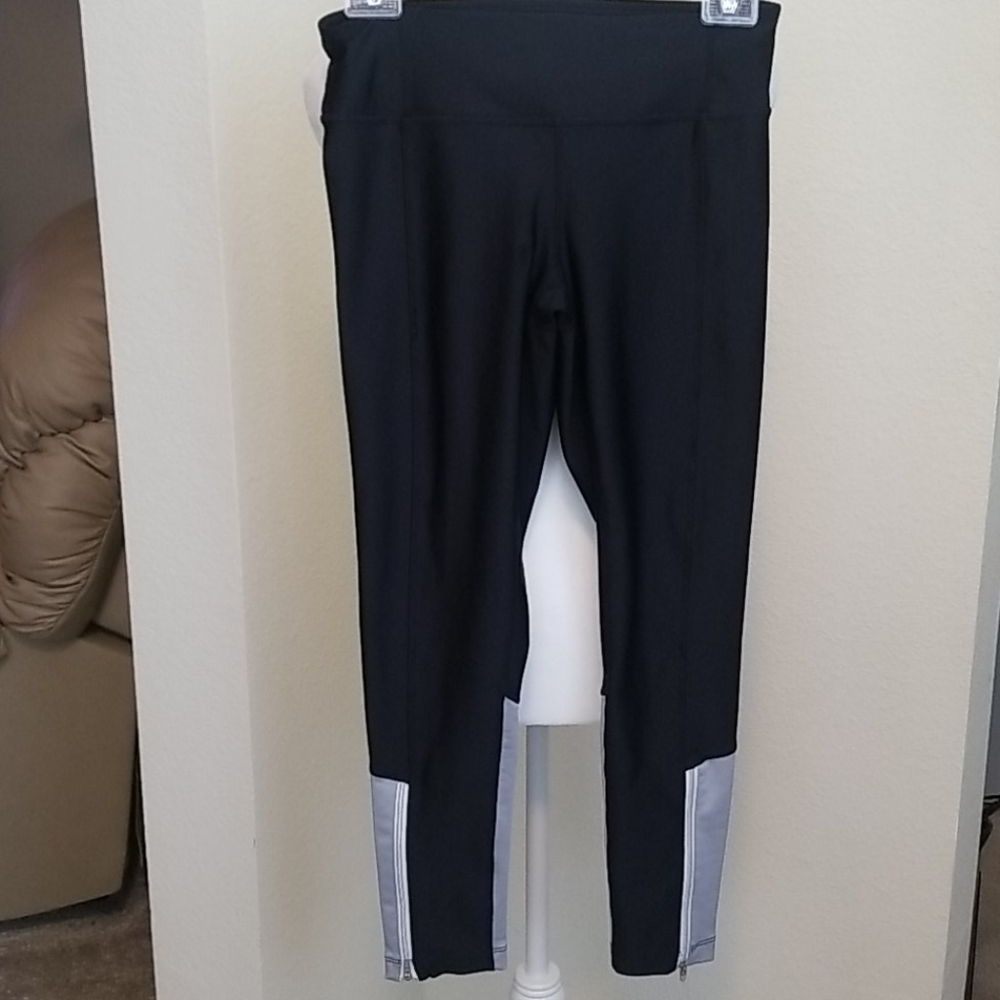 ZELLA 7/8  ZIP BOTTOM LEGGINGS